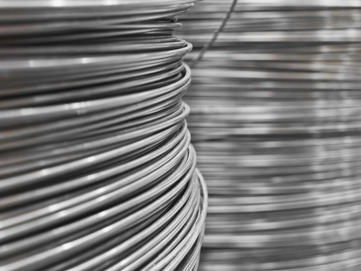 Дріт в’язальний — для арматурних зв’язок і кладки. Продаж у SteelStream, Київ.